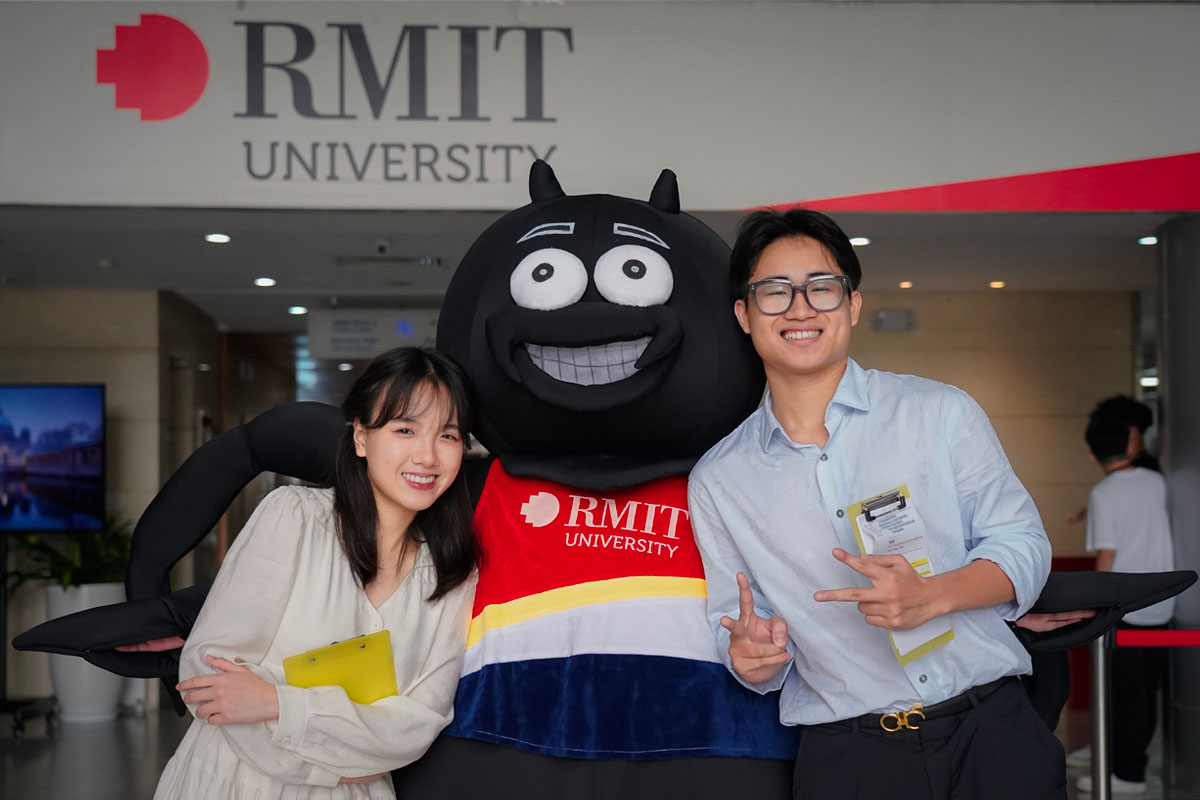 rmit mascot with students