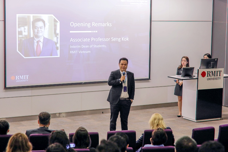 RMIT Vietnam Interim Dean of Students Associate Professor Seng Kiat Kok delivered his opening remarks at the kick-off event of the ‘Higher education in the digital age’ workshop series on 29 March 2023.