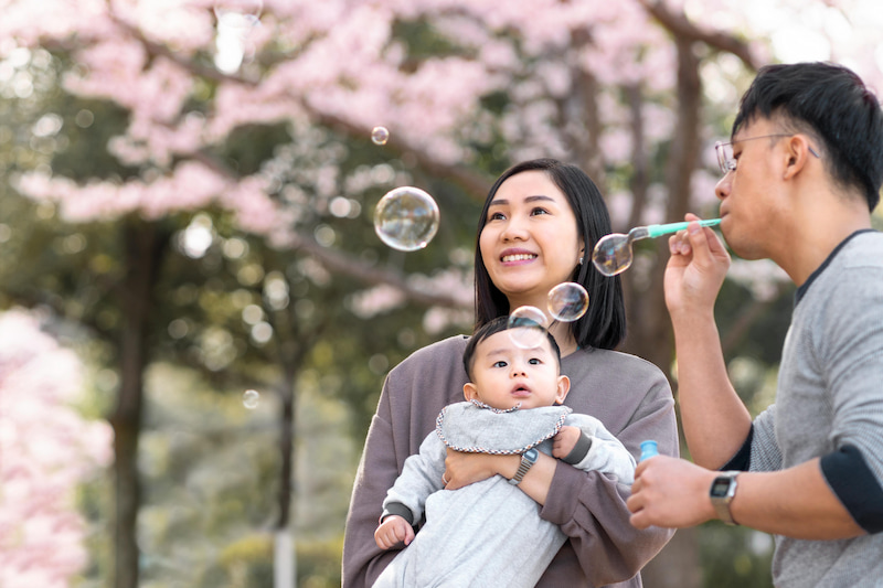 thumbnail-family-having-some-quality-time-together-outdoors.jpg