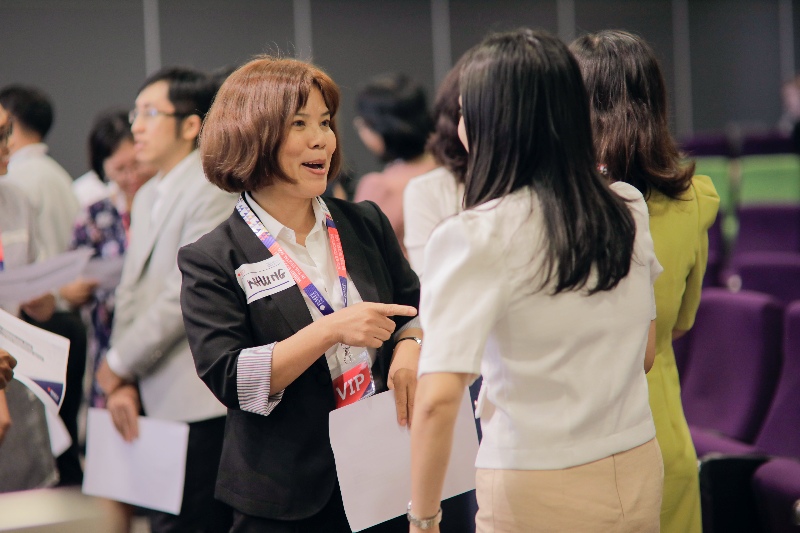 The event attracted 32 academics and administrators from eleven universities in Ho Chi Minh City.